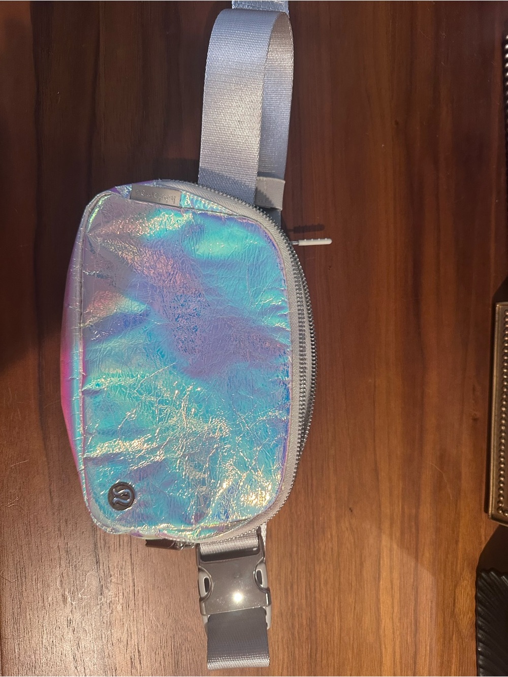 Lululemon Belt bag - Iridescent Crossbody - Silver